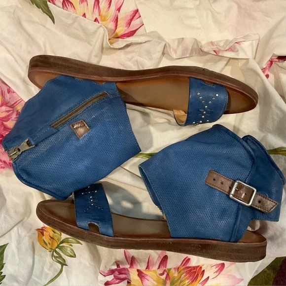 MIZ MOOZ sandals flats ankle w buckle strap cuff Blue Open-Toe back ZIPPER 42 - Picture 2 of 16